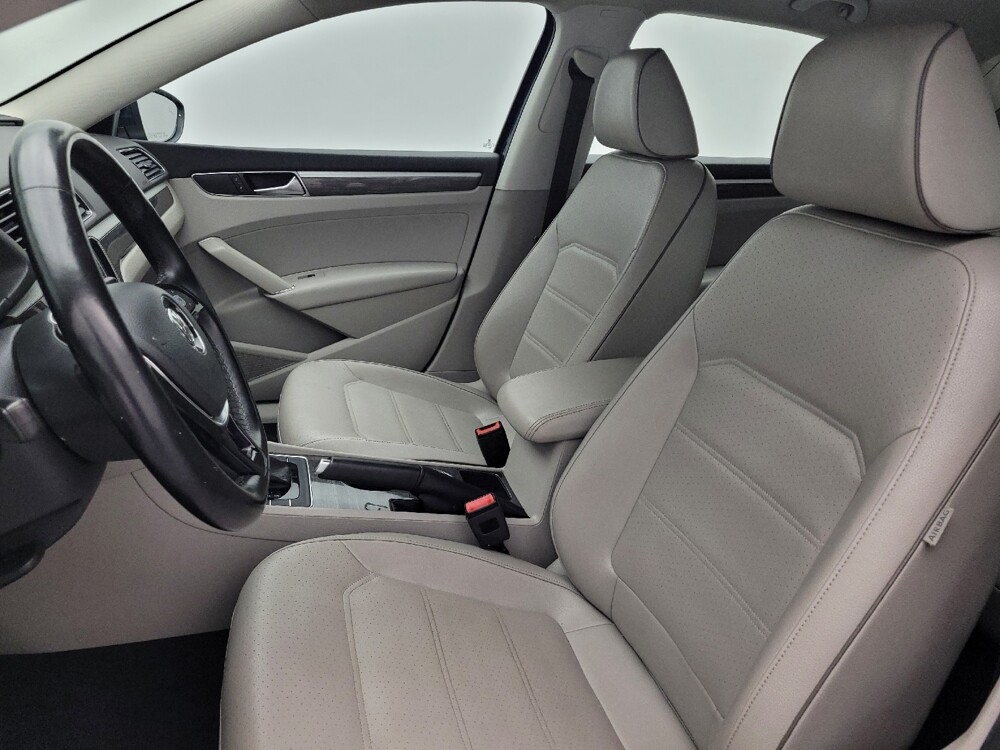 2018 Volkswagen Passat in Raleigh, NC 27604 - 18134972 17
