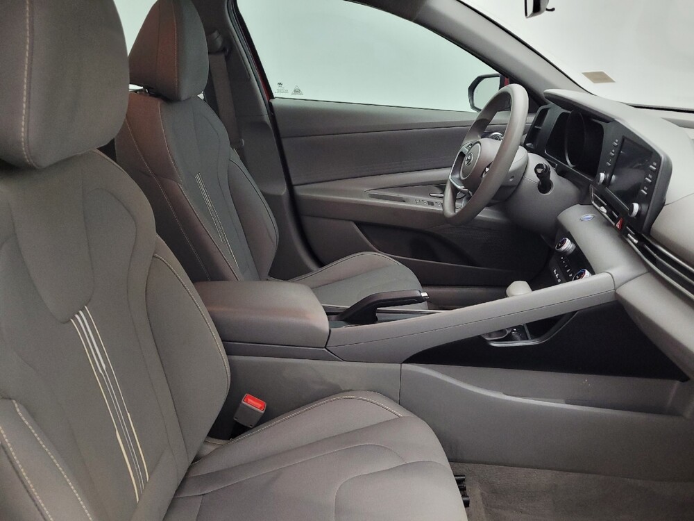 2023 Hyundai Elantra in Greensboro, NC 27407 - 18134982 21