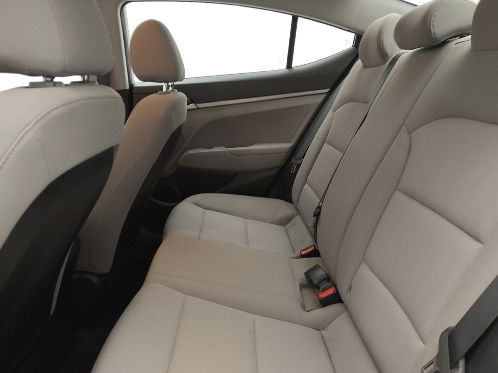 2018 Hyundai Elantra in Greenville, SC 29607 - 18134984 18