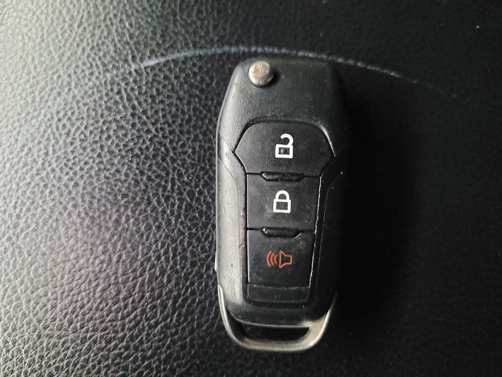 2016 Ford F150 in Huntsville, AL 35816 - 18134996 32