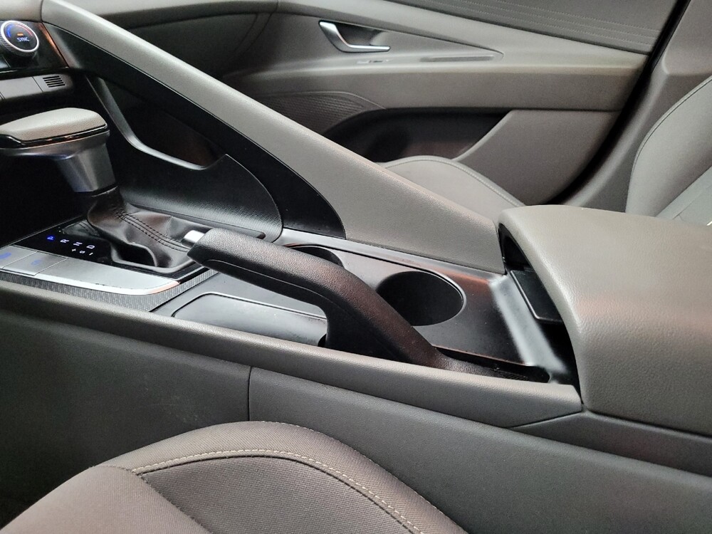 2022 Hyundai Elantra in Memphis, TN 38115 - 18134998 26
