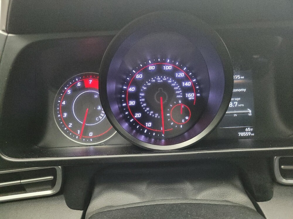 2021 Hyundai Elantra in Huntsville, AL 35816 - 18135001 23