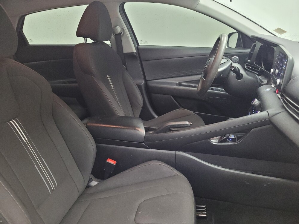 2021 Hyundai Elantra in Huntsville, AL 35816 - 18135001 21