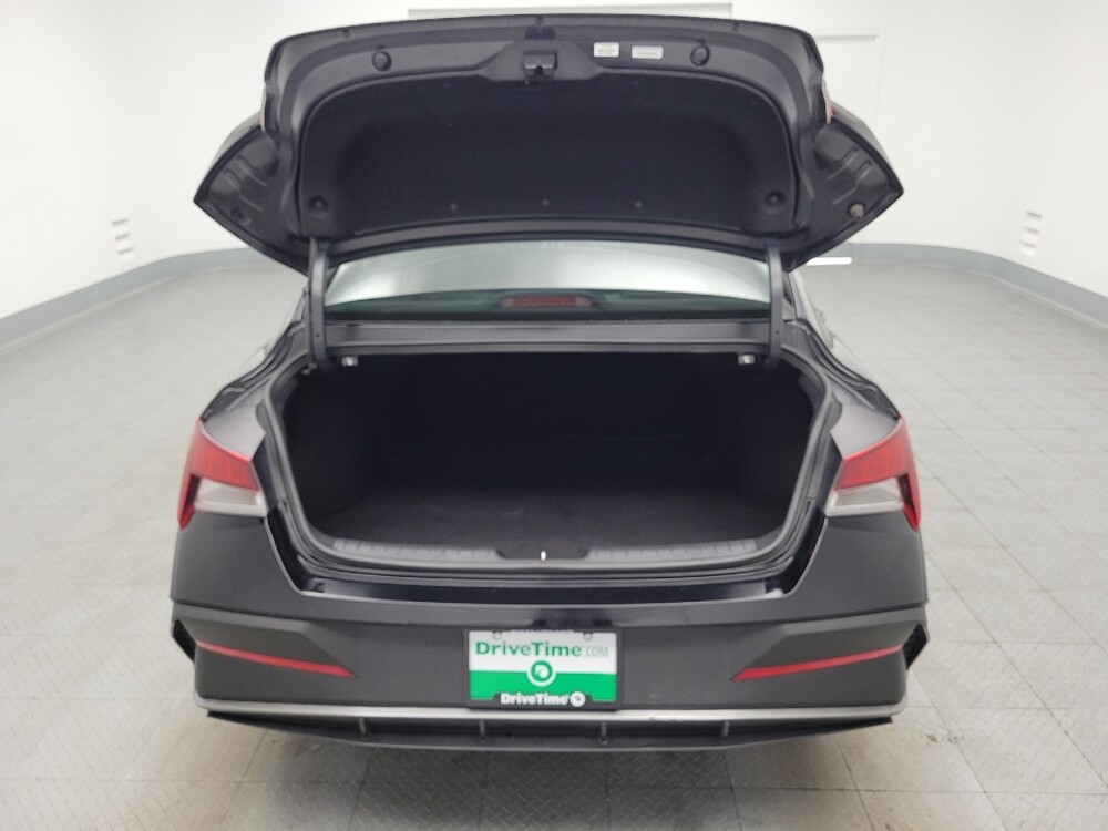 2025 Hyundai Elantra in Antioch, TN 37013 - 18135003 29