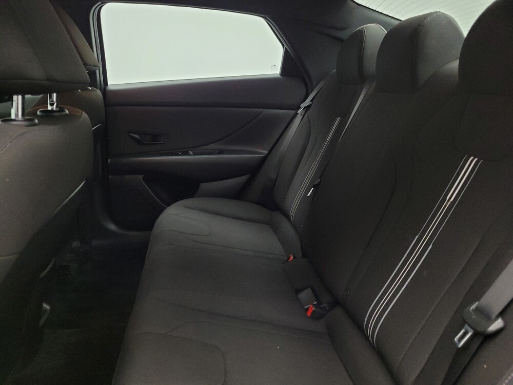 2025 Hyundai Elantra in Antioch, TN 37013 - 18135003 18