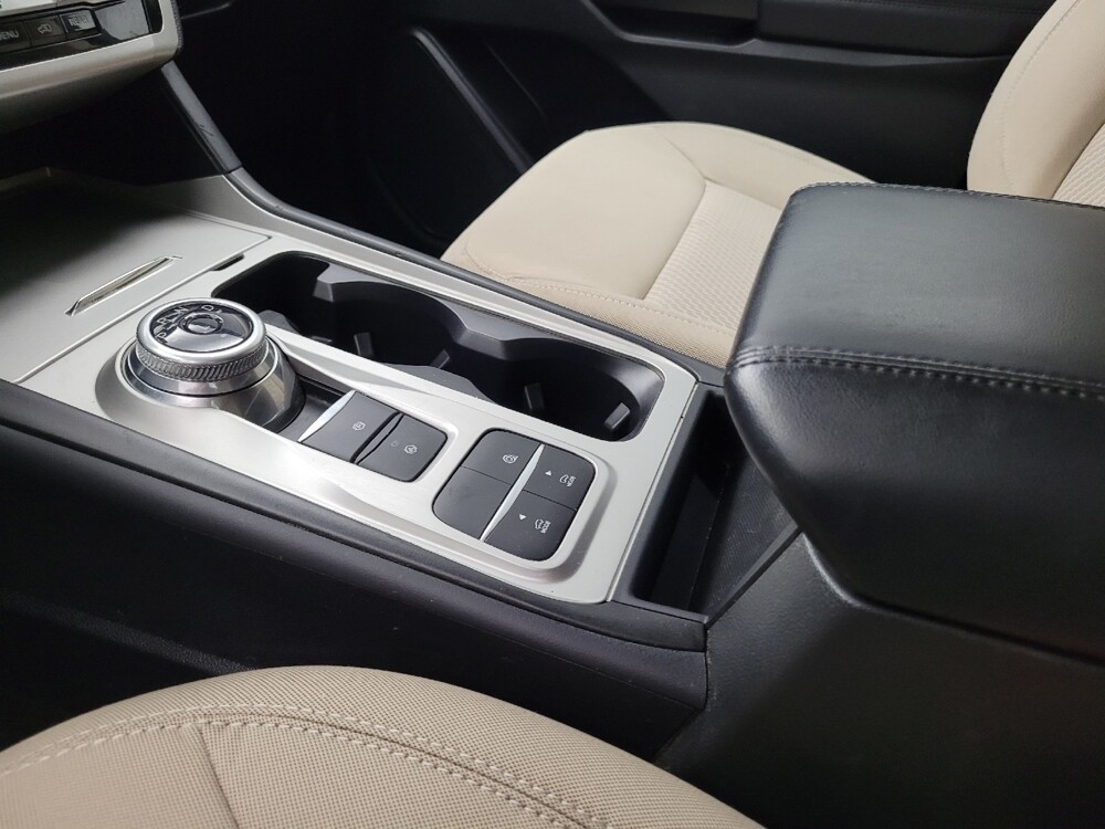 2020 Ford Explorer in Memphis, TN 38115 - 18135004 26