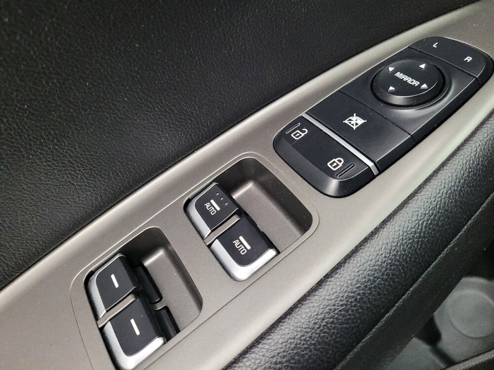 2020 Kia Optima in Memphis, TN 38115 - 18135005 27