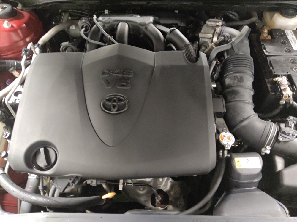 2018 Toyota Camry in Temple, TX 76502 - 18135008 30