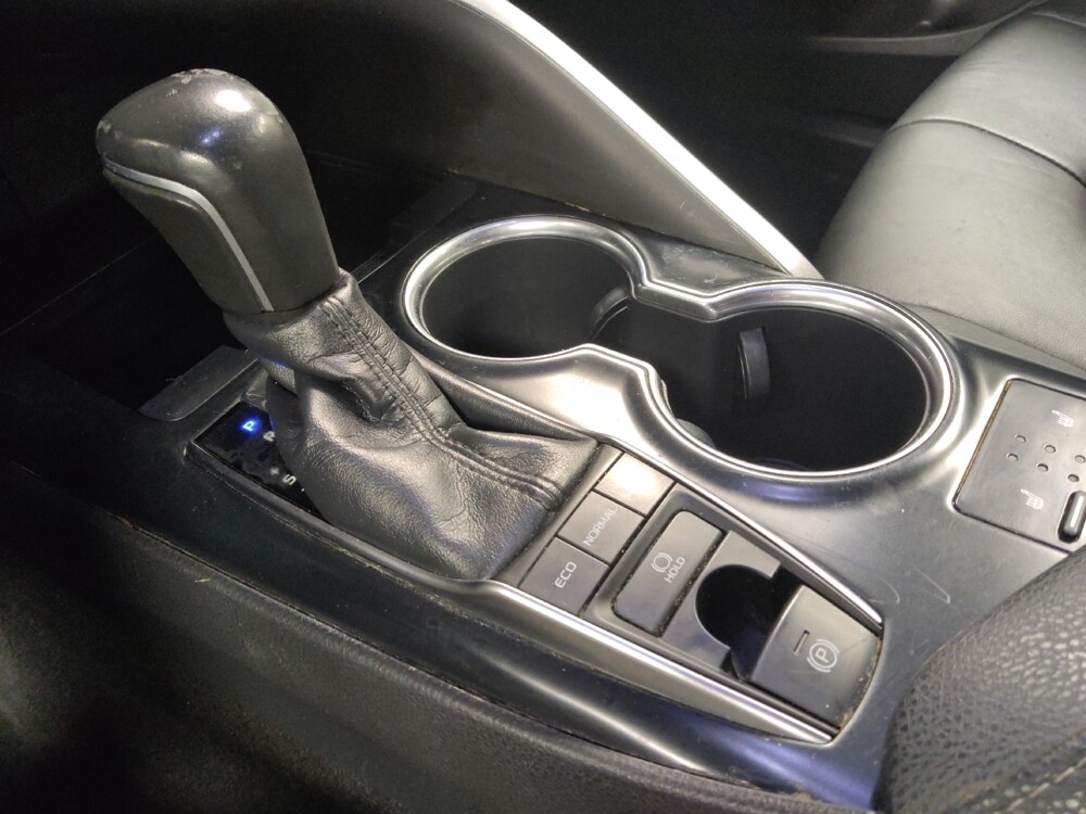 2018 Toyota Camry in Temple, TX 76502 - 18135008 26