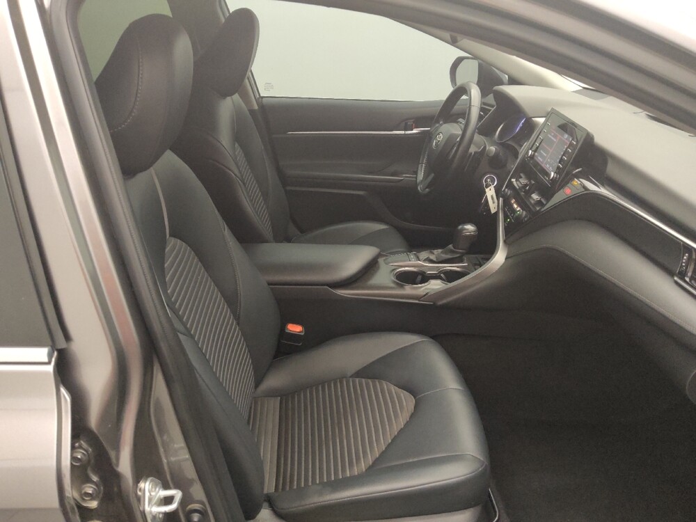 2022 Toyota Camry in Houston, TX 77060 - 18135017 21