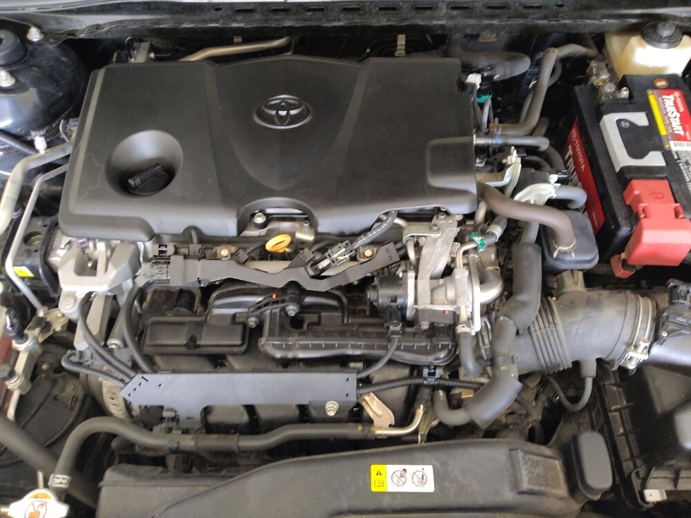 2018 Toyota Camry in Round Rock, TX 78664 - 18135021 30