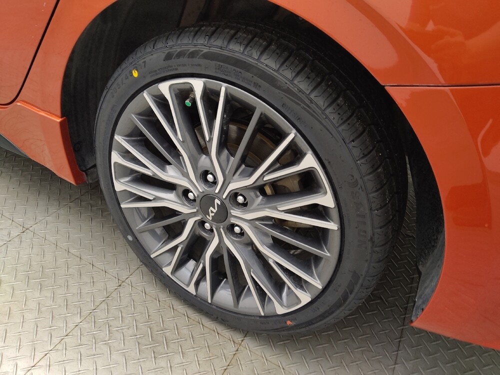 2023 Kia Forte in Live Oak, TX 78233 - 18135025 31