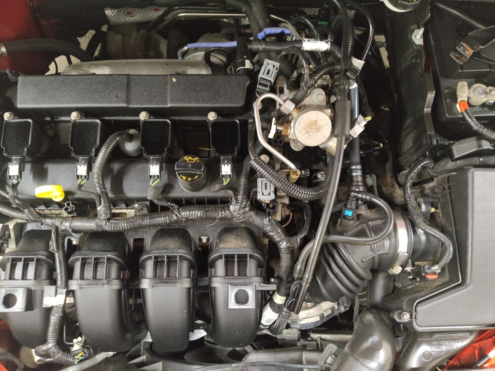 2016 Ford Focus in Fairfield, OH 45014 - 18135026 30