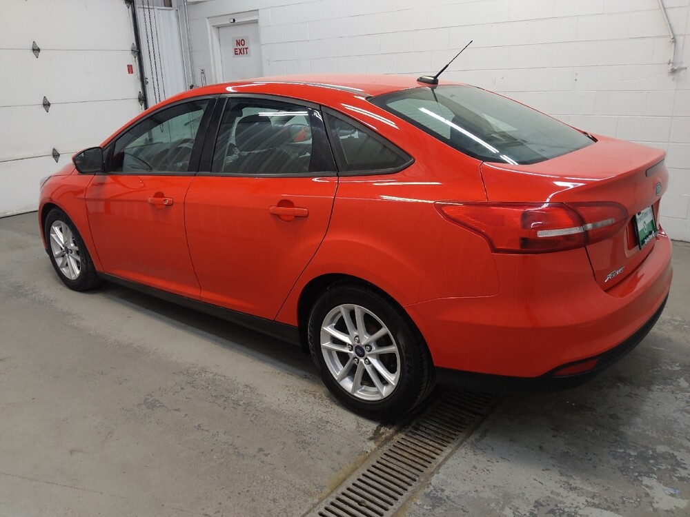 2016 Ford Focus in Fairfield, OH 45014 - 18135026 3