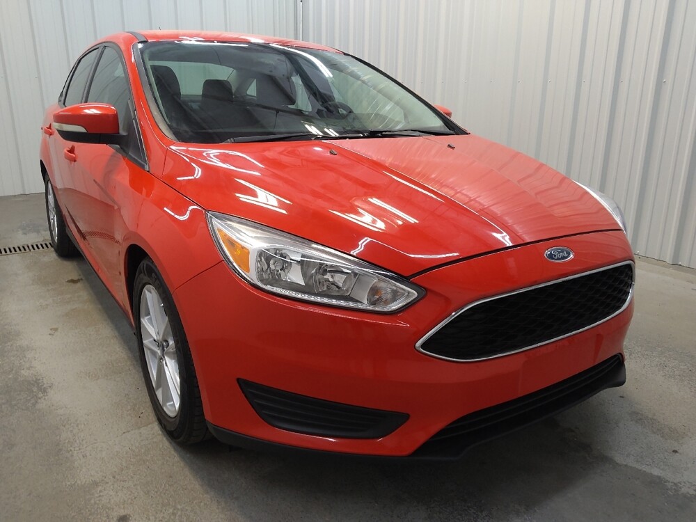 2016 Ford Focus in Fairfield, OH 45014 - 18135026 13