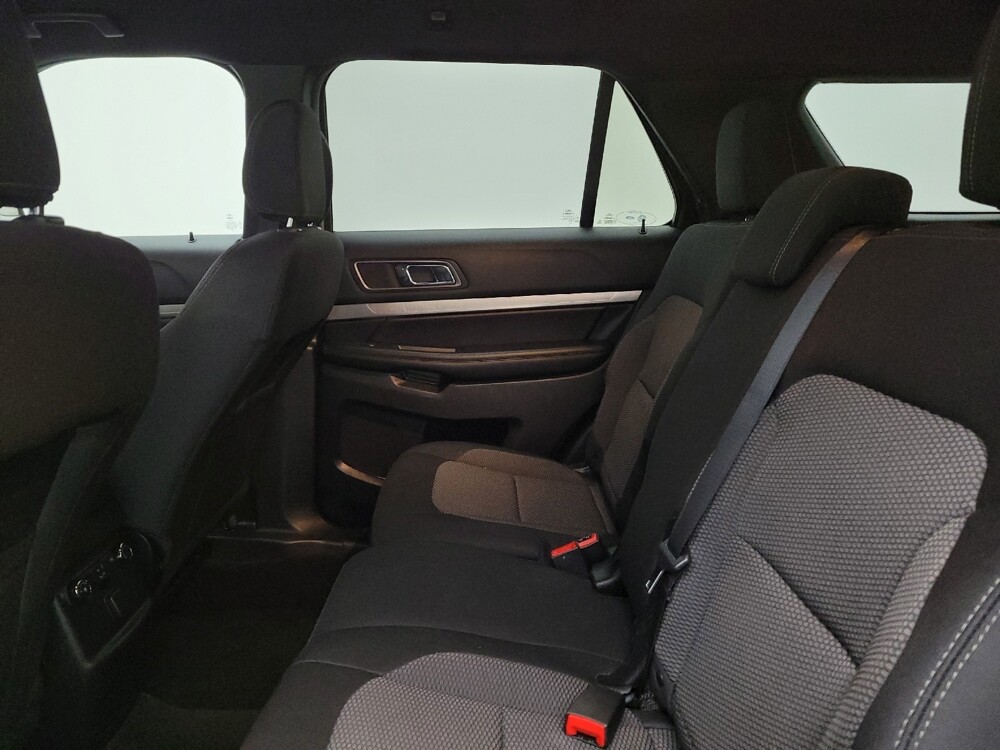 2018 Ford Explorer in Indianapolis, IN 46219 - 18135027 18