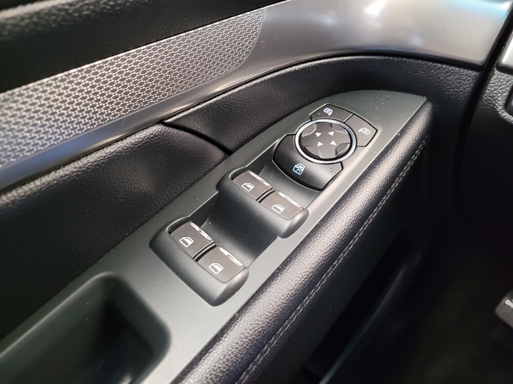 2018 Ford Explorer in Indianapolis, IN 46219 - 18135027 27