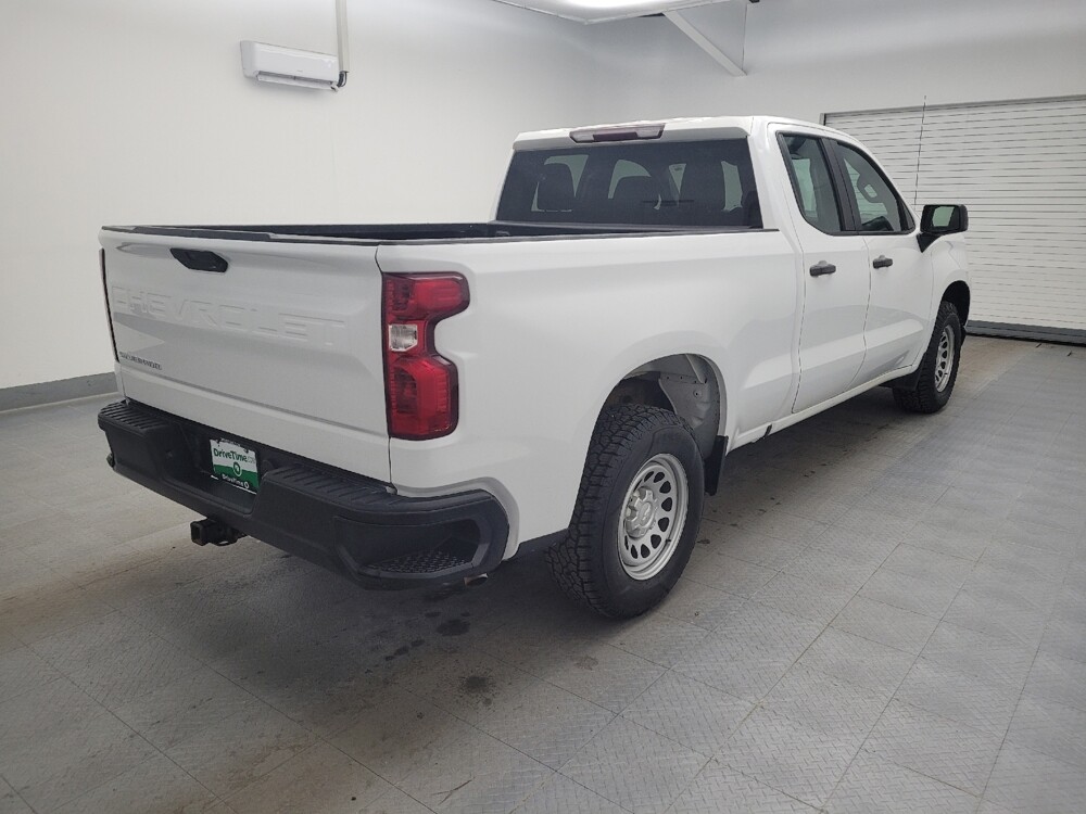 2020 Chevrolet Silverado 1500 in Cincinnati, OH 45255 - 18135028 9