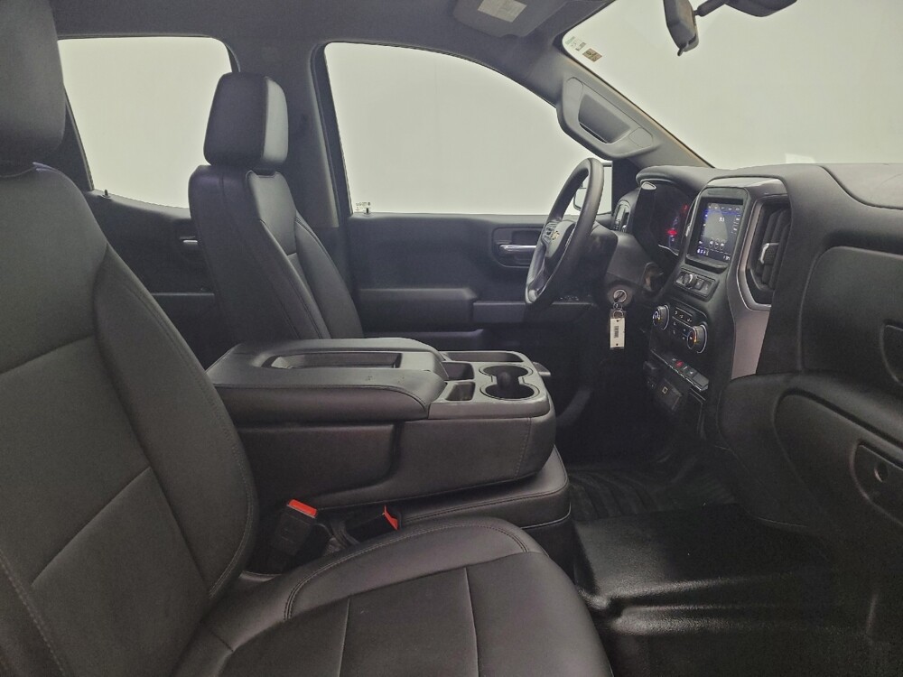 2020 Chevrolet Silverado 1500 in Cincinnati, OH 45255 - 18135028 21