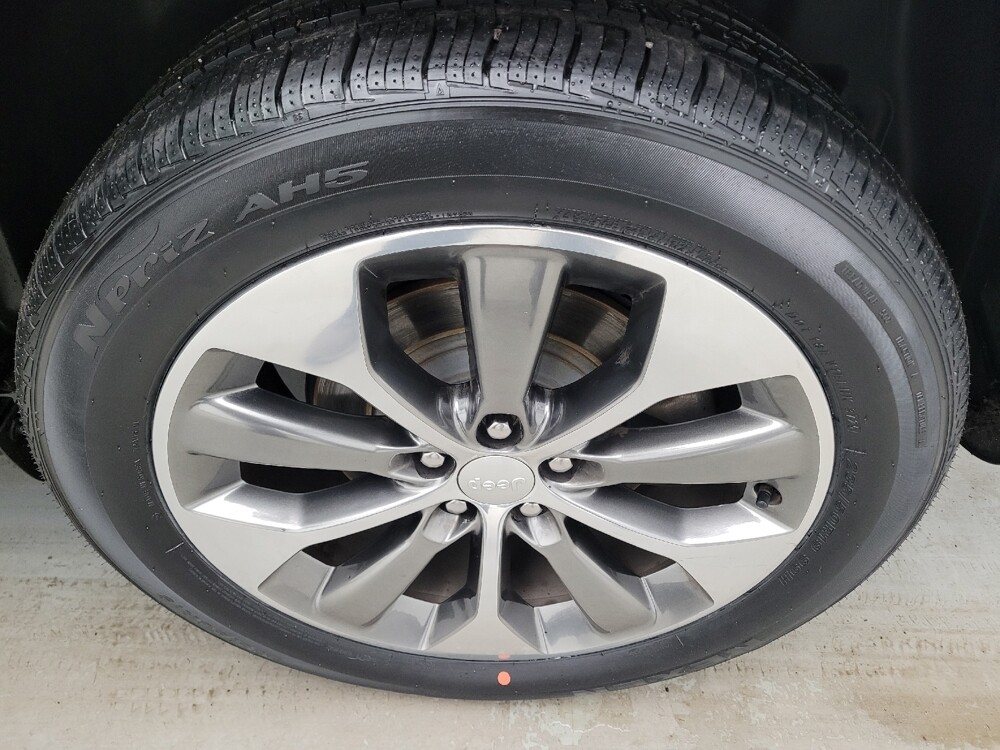 2019 Jeep Cherokee in Fairfield, OH 45014 - 18135031 31