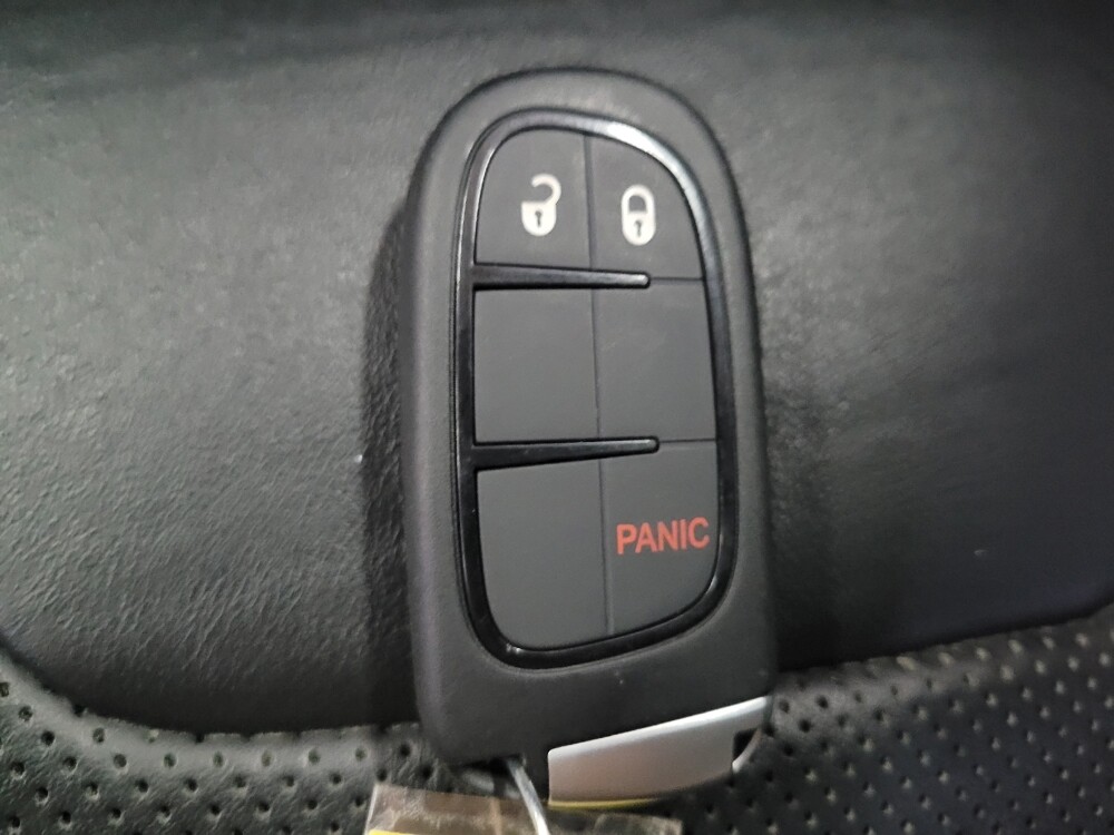 2019 Jeep Cherokee in Fairfield, OH 45014 - 18135031 32