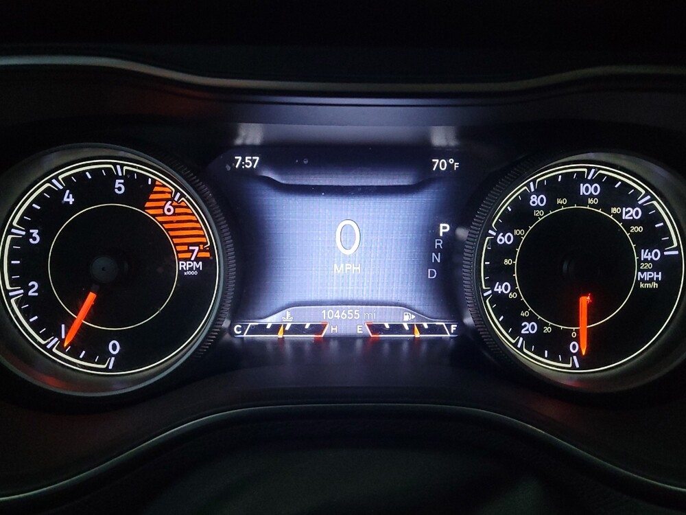 2019 Jeep Cherokee in Fairfield, OH 45014 - 18135031 23