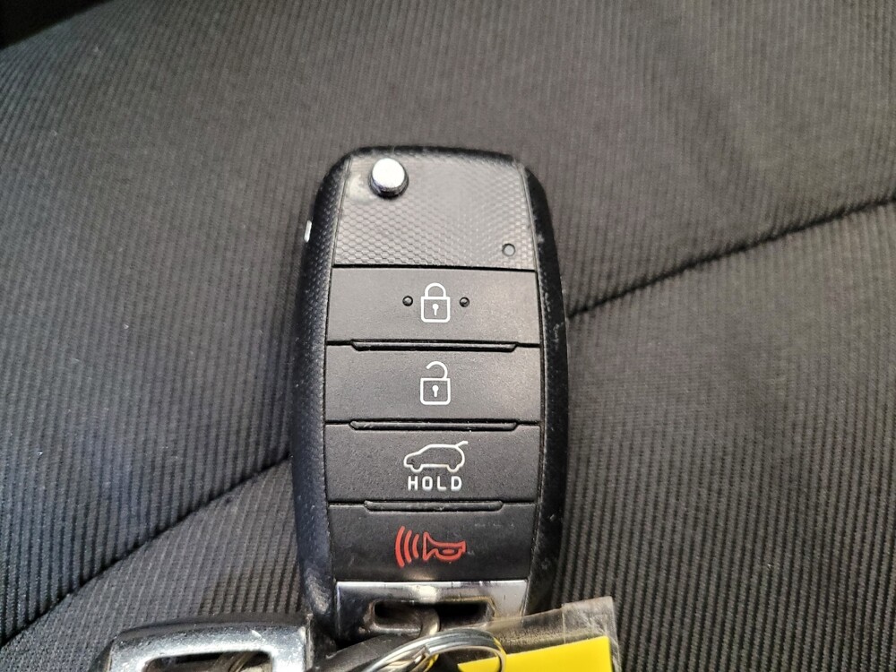 2016 Kia Soul in Toledo, OH 43617 - 18135033 32