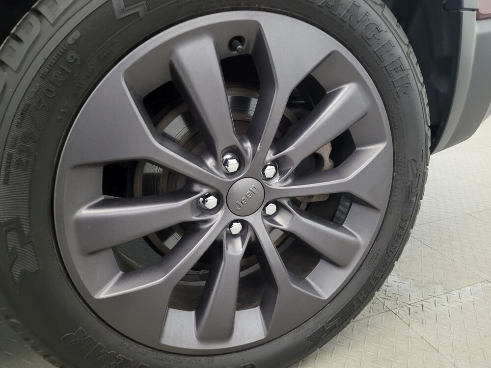 2021 Jeep Cherokee in Newport News, VA 23601 - 18135049 31