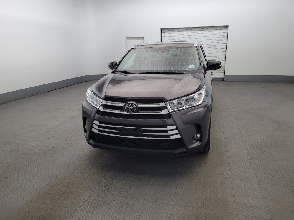 2019 Toyota Highlander in Newport News, VA 23601 - 18135052 15