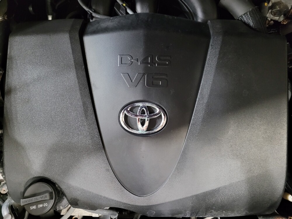 2019 Toyota Highlander in Newport News, VA 23601 - 18135052 30