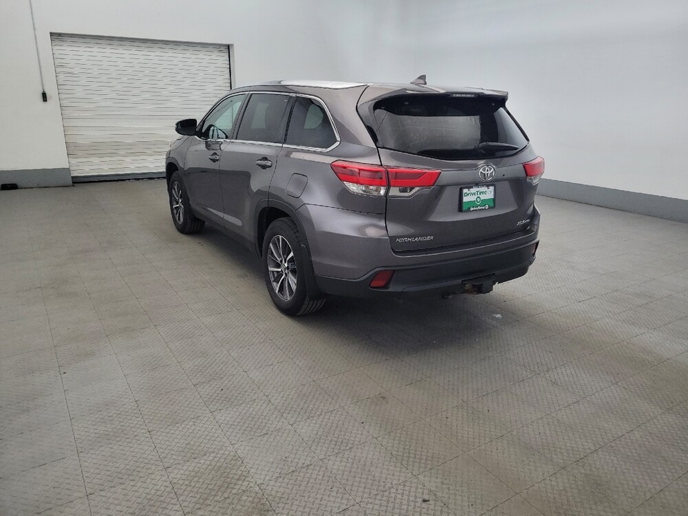 2019 Toyota Highlander in Newport News, VA 23601 - 18135052 5