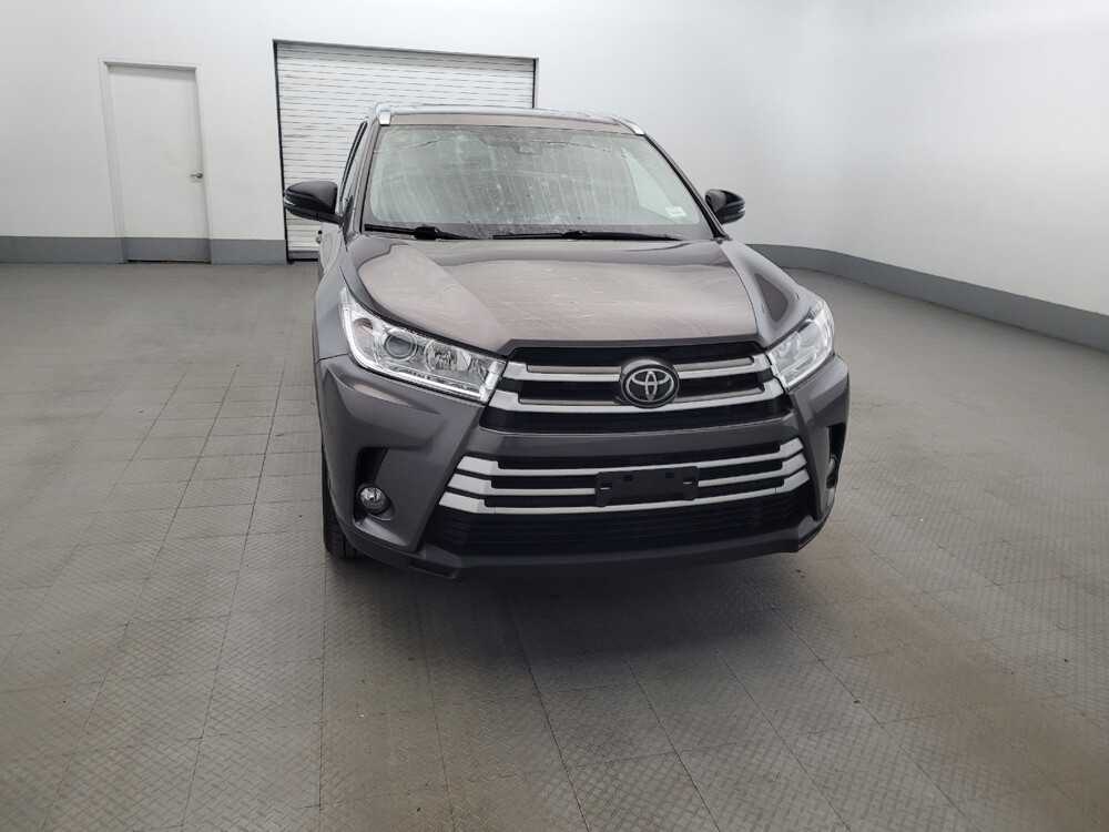 2019 Toyota Highlander in Newport News, VA 23601 - 18135052 14