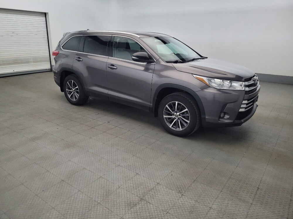 2019 Toyota Highlander in Newport News, VA 23601 - 18135052 11