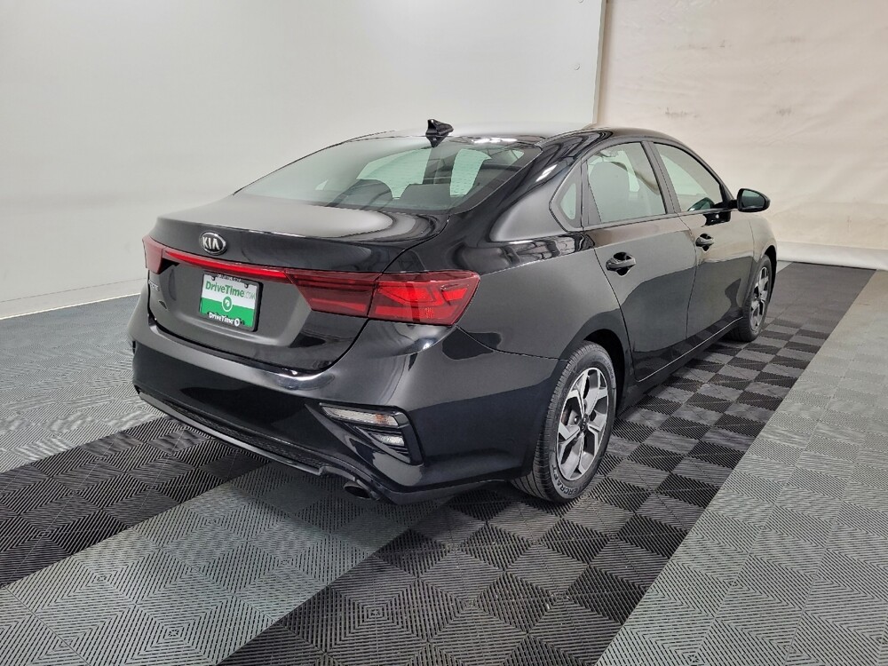 2019 Kia Forte in Plymouth Meeting, PA 19462 - 18135059 9
