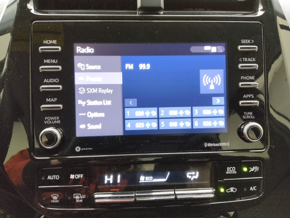 2021 Toyota Prius in Independence, MO 64055 - 18135063 25