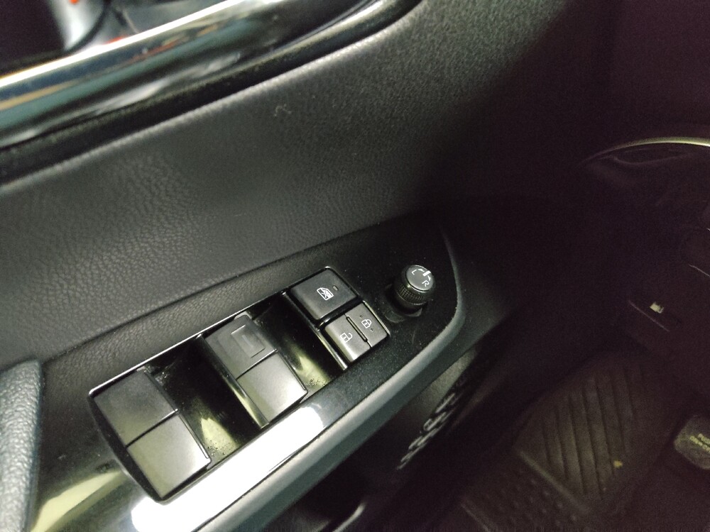 2021 Toyota Prius in Independence, MO 64055 - 18135063 27