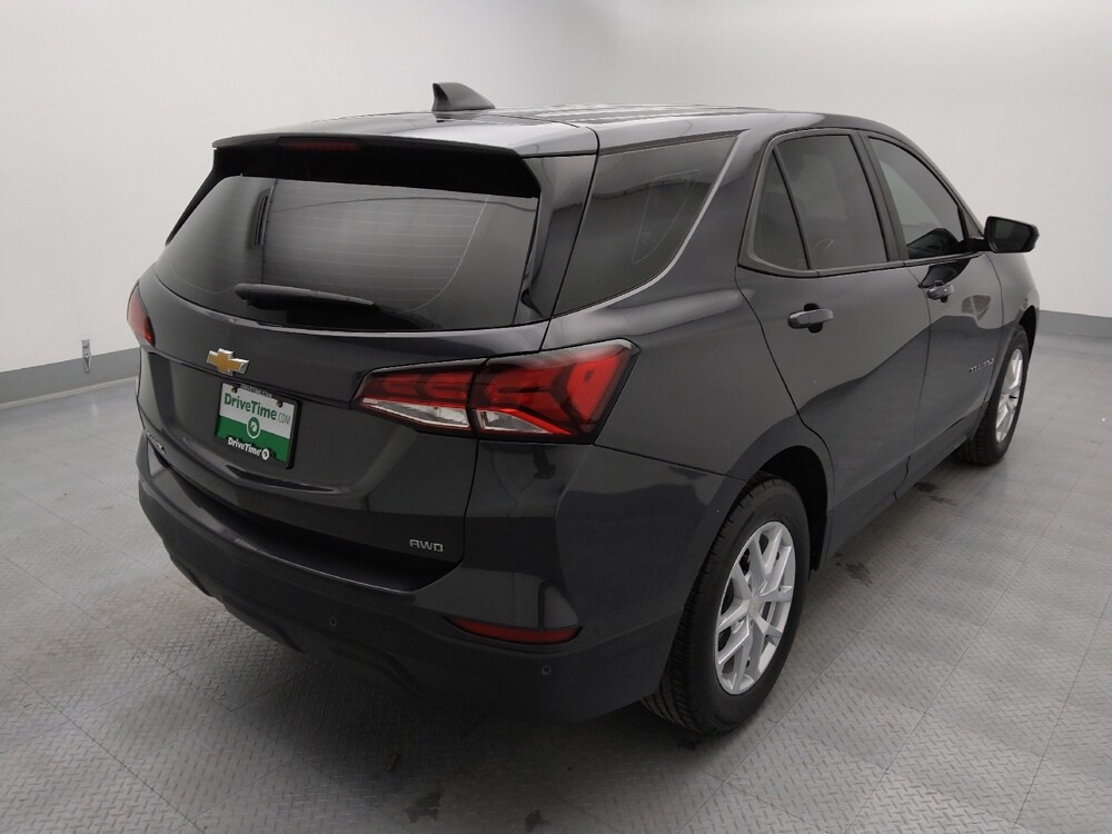 2022 Chevrolet Equinox in Wichita, KS 67207 - 18135064 9