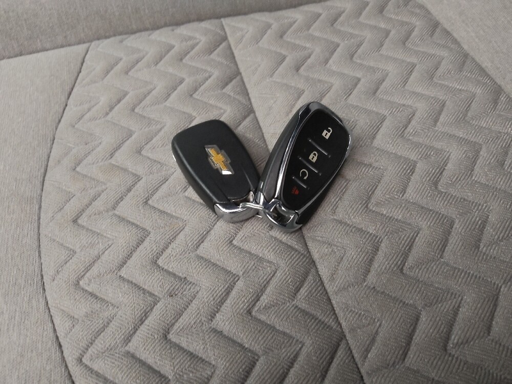 2022 Chevrolet Equinox in Wichita, KS 67207 - 18135064 32