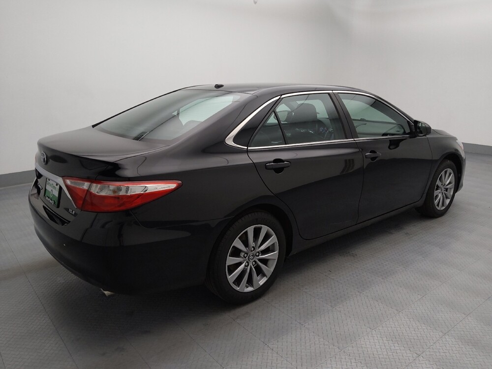 2017 Toyota Camry in Wichita, KS 67207 - 18135067 10