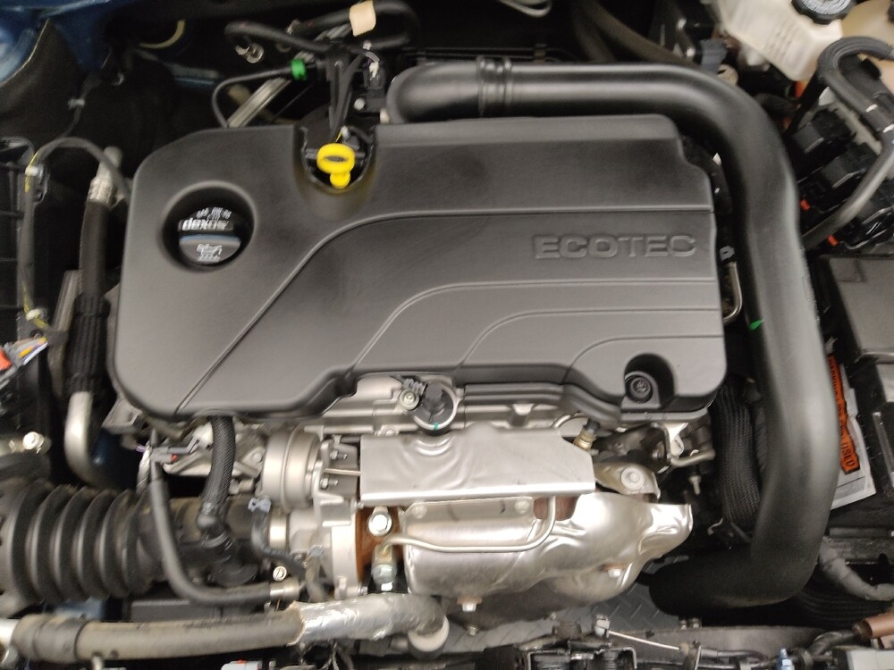 2024 Chevrolet Malibu in Topeka, KS 66611 - 18135068 30