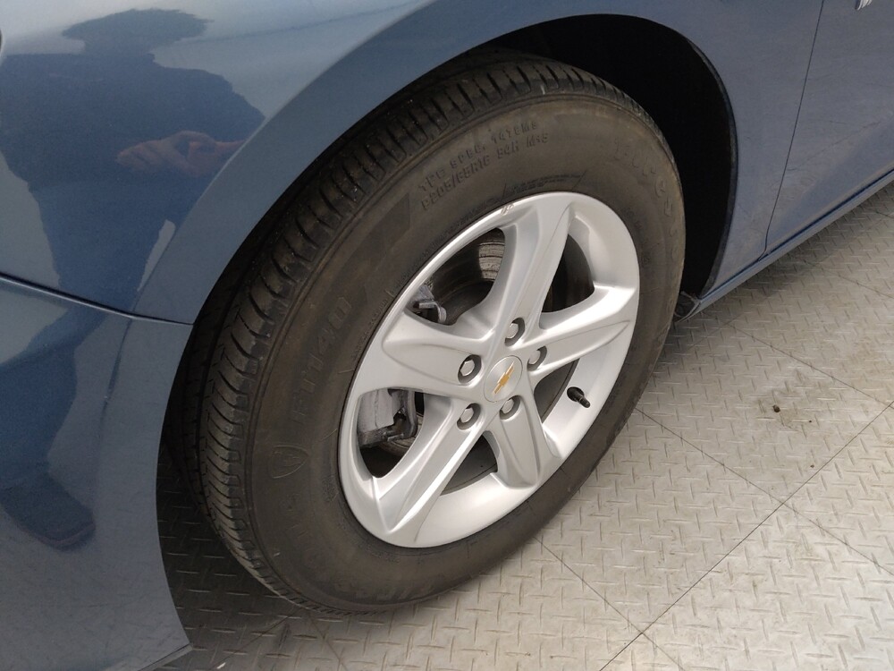 2024 Chevrolet Malibu in Topeka, KS 66611 - 18135068 31