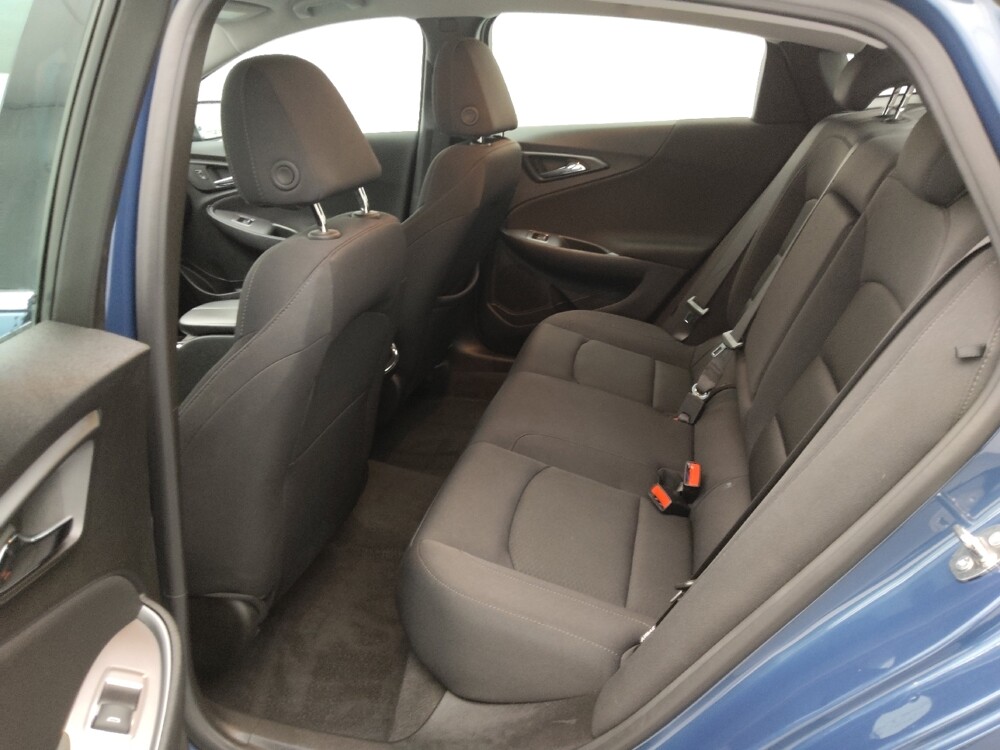 2024 Chevrolet Malibu in Topeka, KS 66611 - 18135068 18