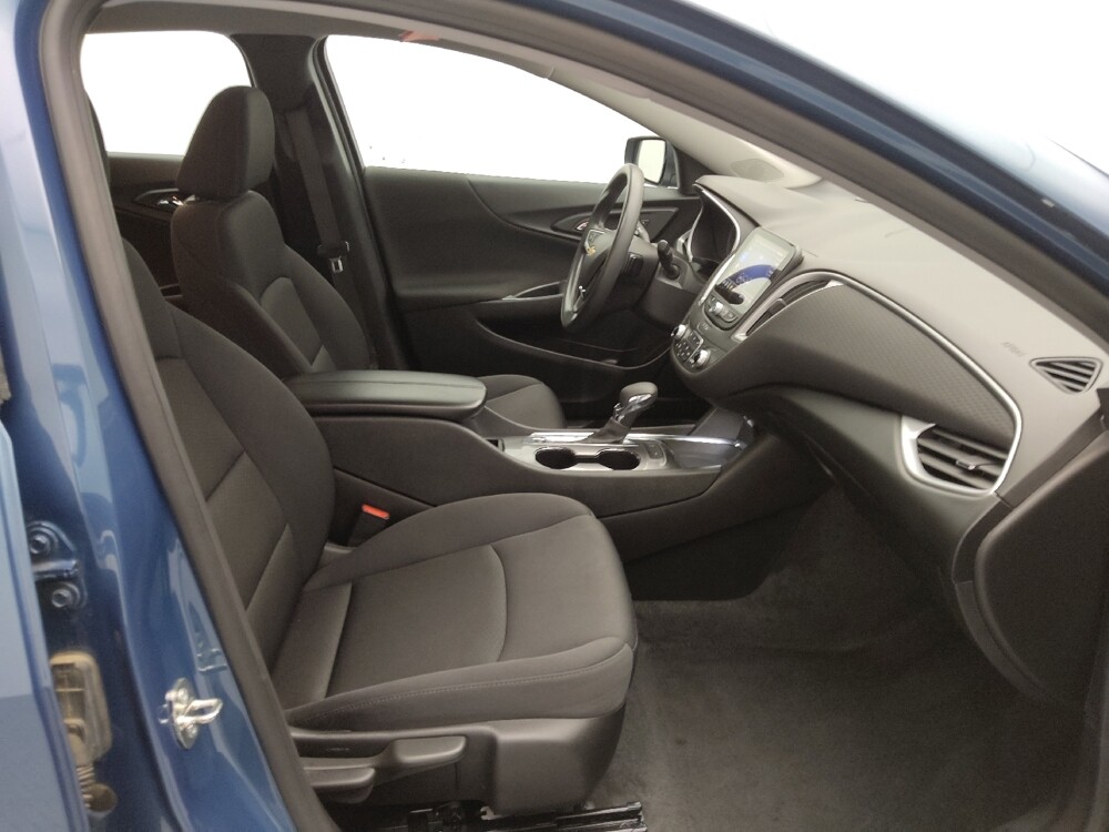 2024 Chevrolet Malibu in Topeka, KS 66611 - 18135068 21