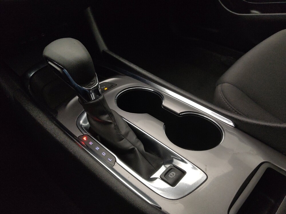 2024 Chevrolet Malibu in Topeka, KS 66611 - 18135068 26