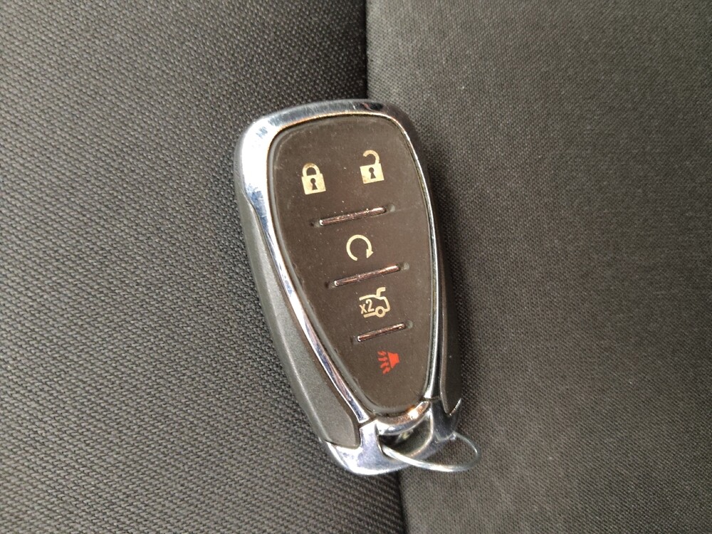 2024 Chevrolet Malibu in Topeka, KS 66611 - 18135068 32