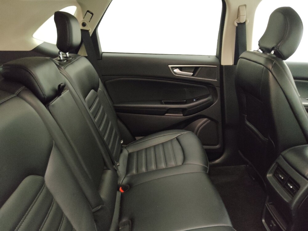 2019 Ford Edge in Lombard, IL 60148 - 18135071 19