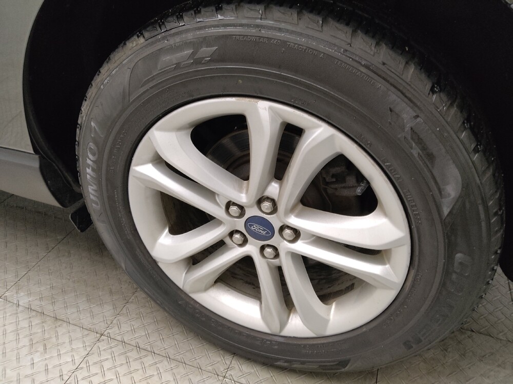 2019 Ford Edge in Lombard, IL 60148 - 18135071 31