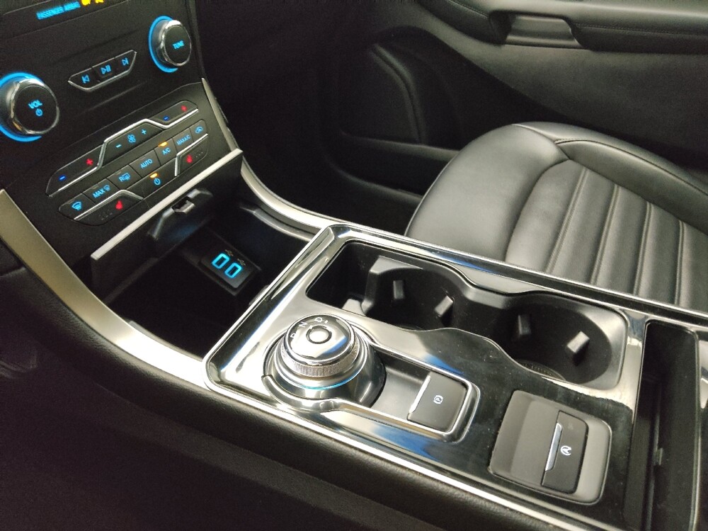 2019 Ford Edge in Lombard, IL 60148 - 18135071 26