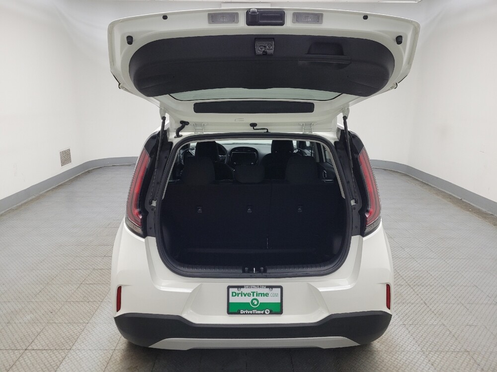 2025 Kia Soul in Peoria, IL 61615 - 18135075 29