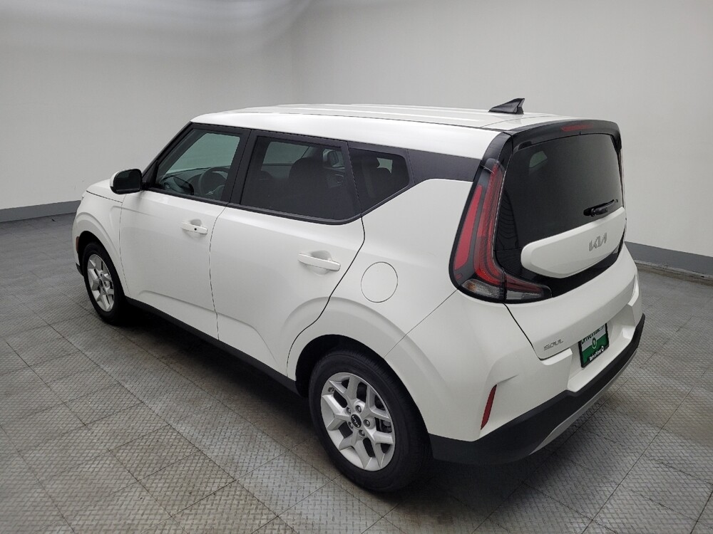 2025 Kia Soul in Peoria, IL 61615 - 18135075 3